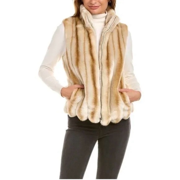 Frances Valentine Jackets & Blazers - Women’s FRANCES VALENTINE Tan faux fur scalloped hem full zip vest- Size XS